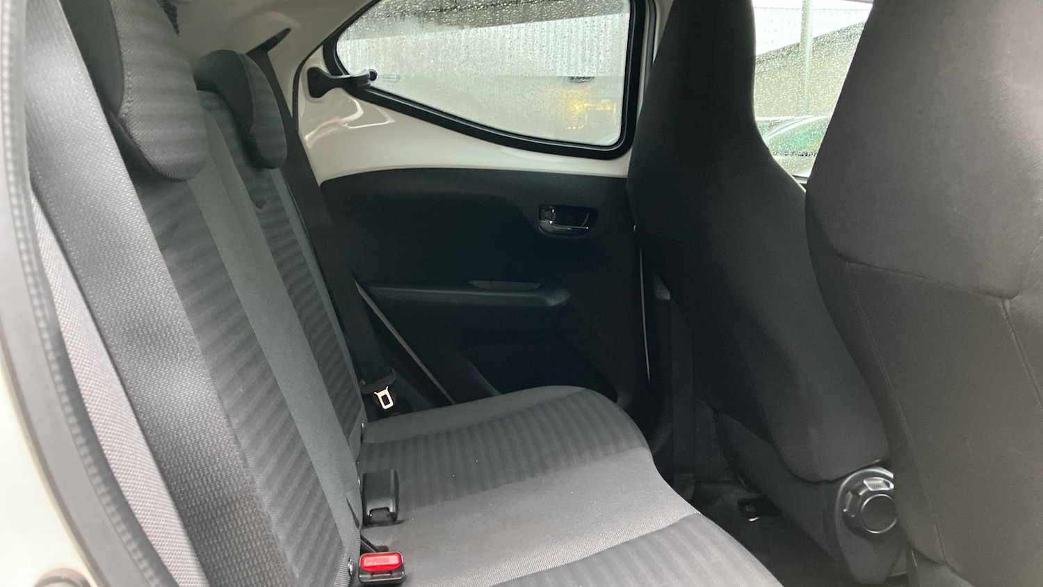 Used Toyota AYGO 2019 for sale - 76833922: Photo 12