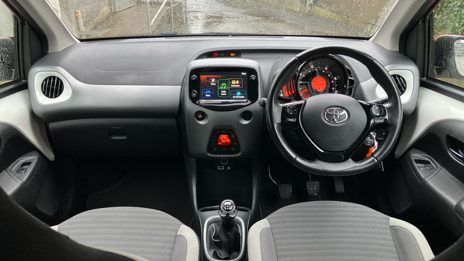 Used Toyota AYGO 2019 for sale - 76833922: Photo 5