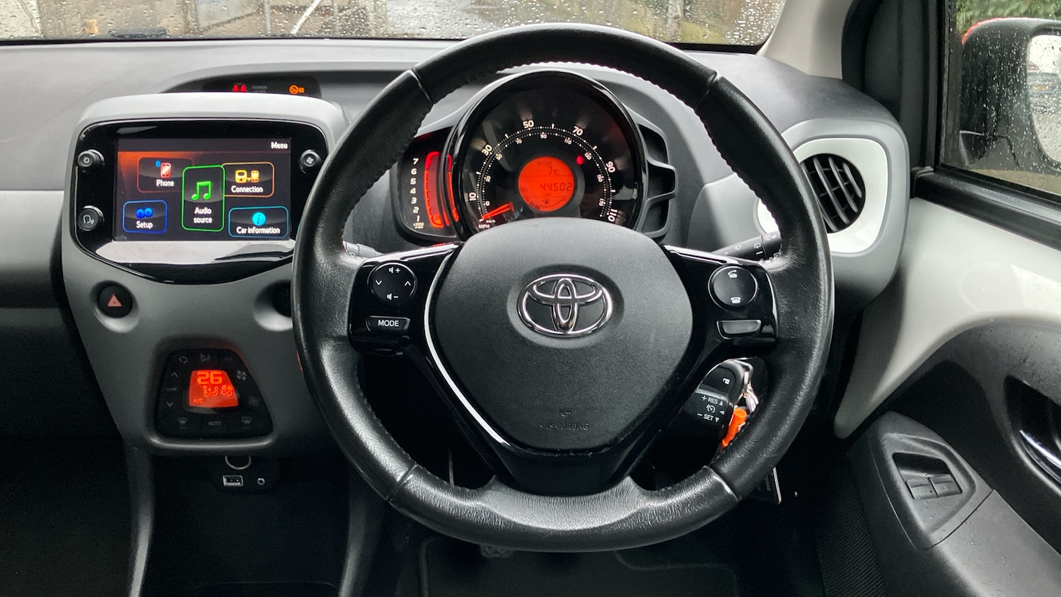 Used Toyota AYGO 2019 for sale - 76833922: Photo 8