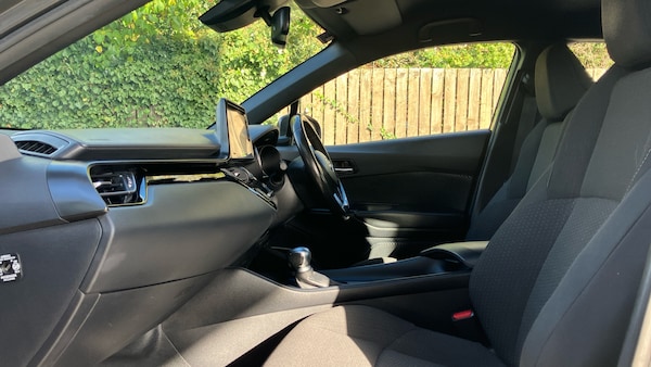 Used Toyota C-HR 2019 for sale - 76193037: Photo 10