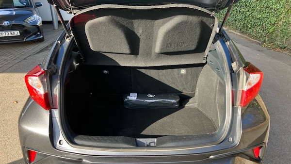 Used Toyota C-HR 2019 for sale - 76193037: Photo 14