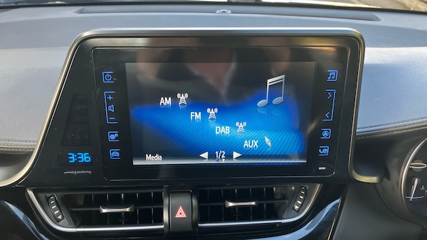 Used Toyota C-HR 2019 for sale - 76193037: Photo 7