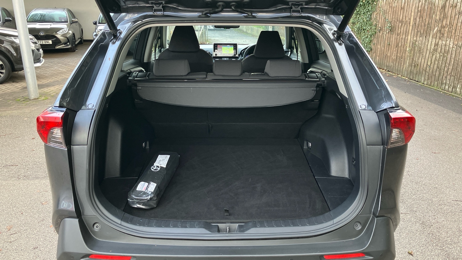 Used Toyota RAV4 2021 for sale - 77186776: Photo 14