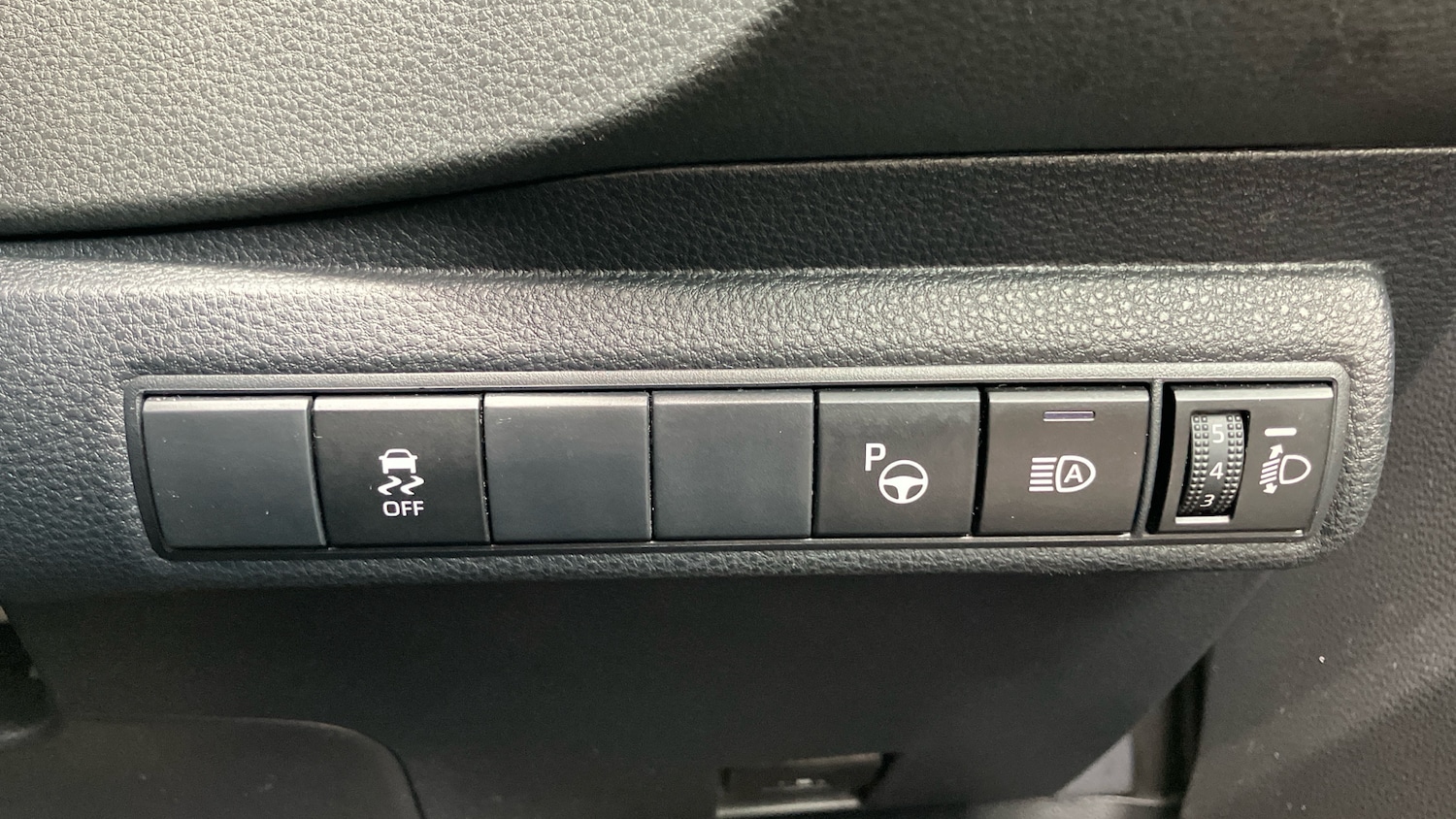 Used Toyota Corolla 2019 for sale - 76038071: Photo 31