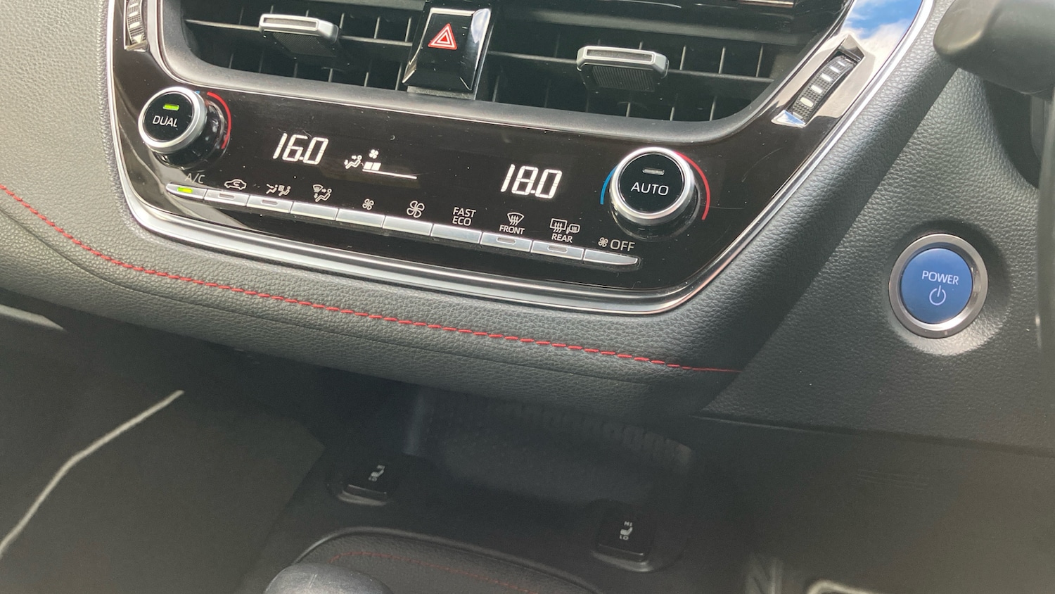 Used Toyota Corolla 2019 for sale - 76038071: Photo 32