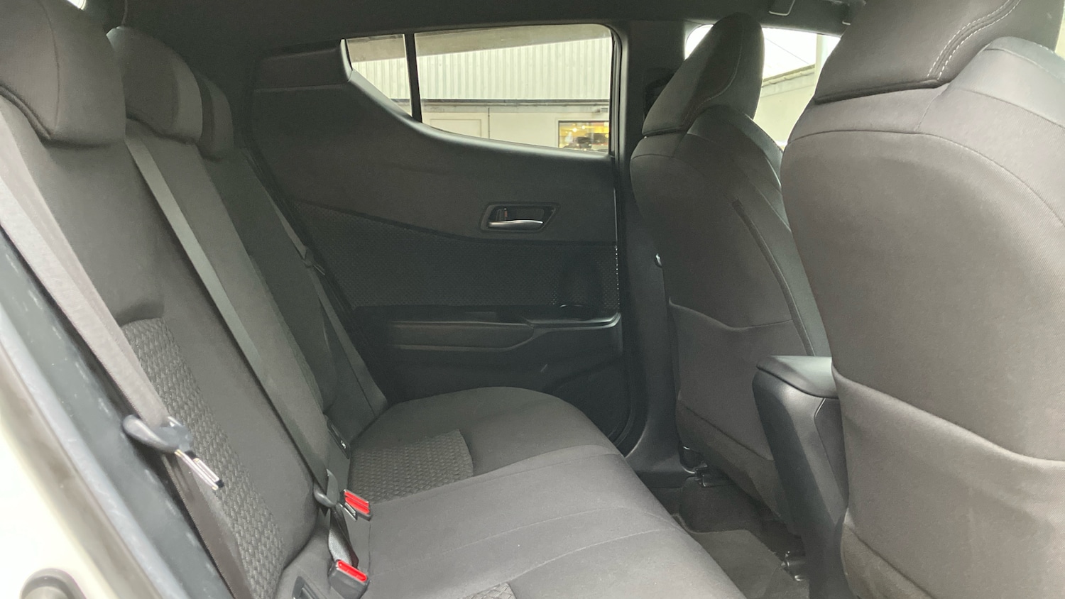 Used Toyota C-HR 2023 for sale - 77167892: Photo 12