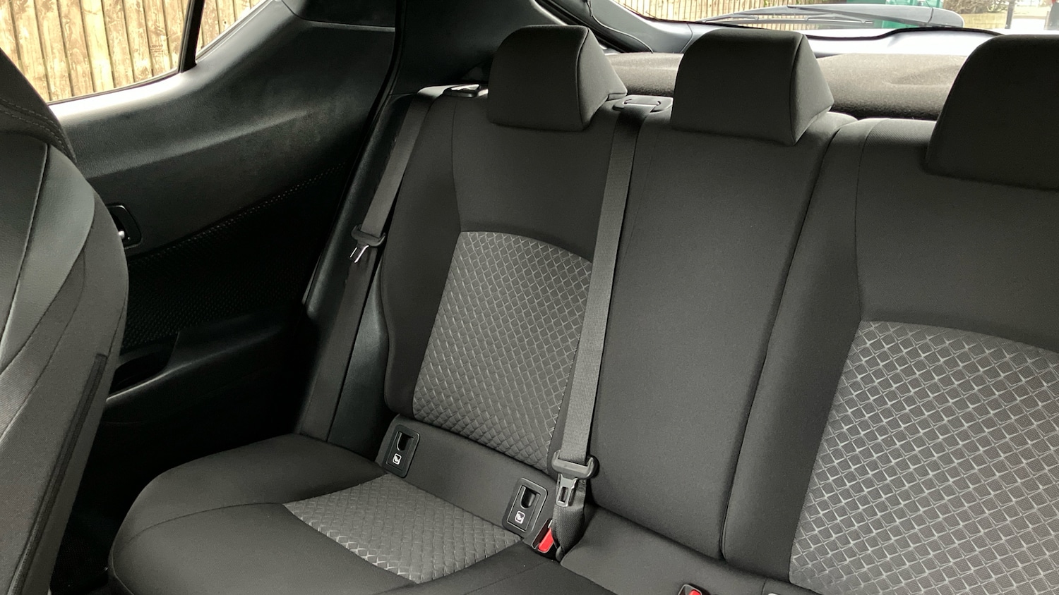 Used Toyota C-HR 2023 for sale - 77167892: Photo 20