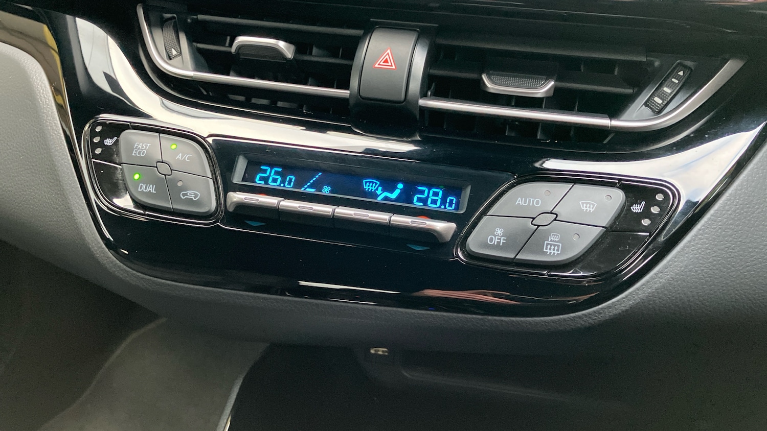 Used Toyota C-HR 2023 for sale - 77167892: Photo 37