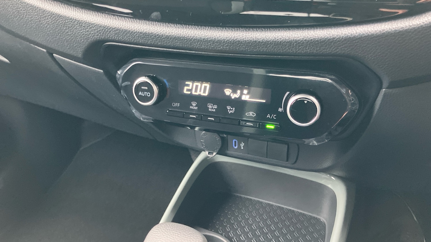 Used Toyota Aygo X 2025 for sale - 76763111: Photo 33