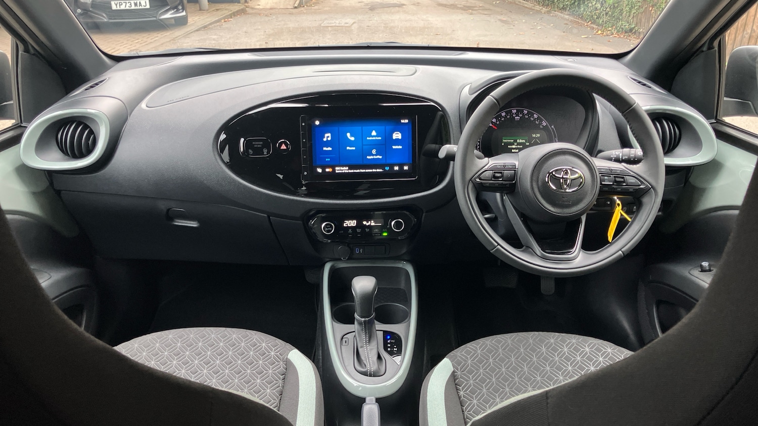 Used Toyota Aygo X 2025 for sale - 76763111: Photo 5