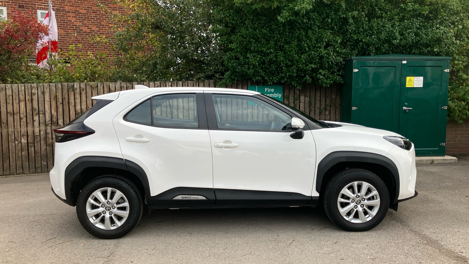 Used Toyota Yaris Cross 2023 for sale - 76131150: Photo 16