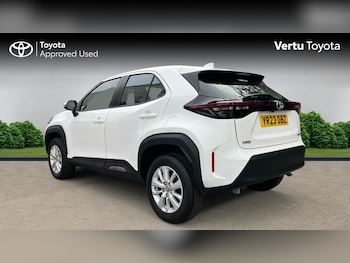 Used Toyota Yaris Cross 2023 for sale - 76131150: Photo 4