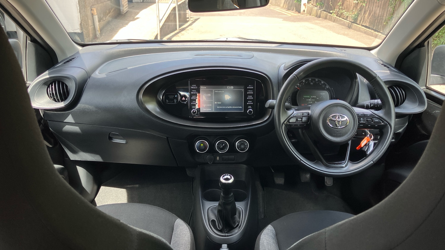 Used Toyota Aygo X 2023 for sale - 77286197: Photo 5