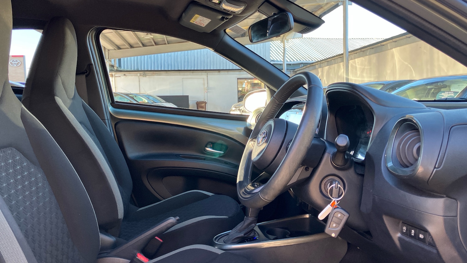 Used Toyota Aygo X 2022 for sale - 76833940: Photo 11