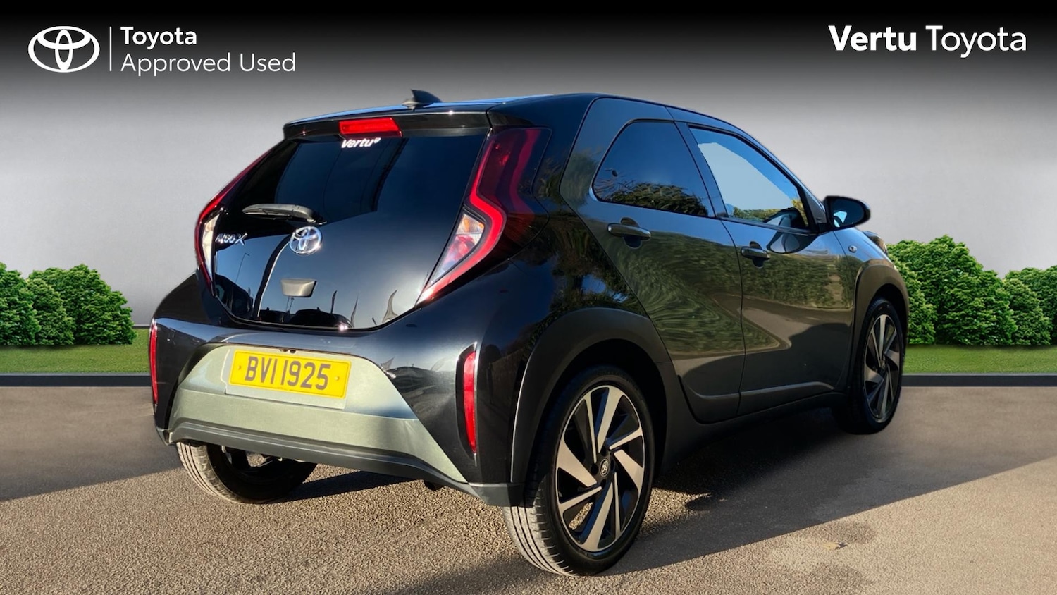 Used Toyota Aygo X 2022 for sale - 76833940: Photo 2