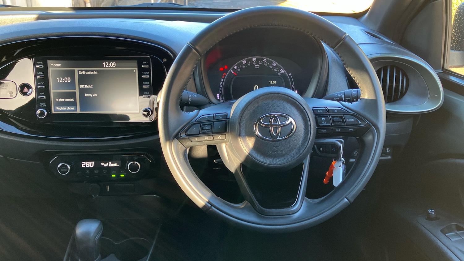 Used Toyota Aygo X 2022 for sale - 76833940: Photo 8