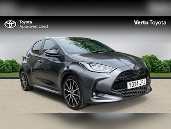 Used Toyota Yaris 2024 for sale - 79216435: Photo