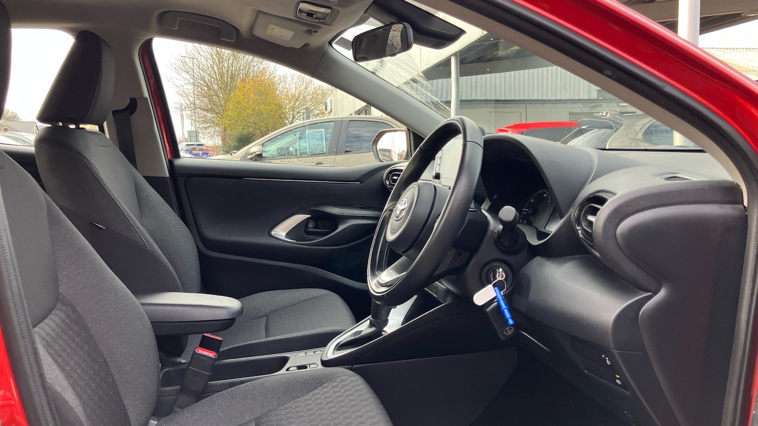 Used Toyota Yaris 2022 for sale - 76884734: Photo 11