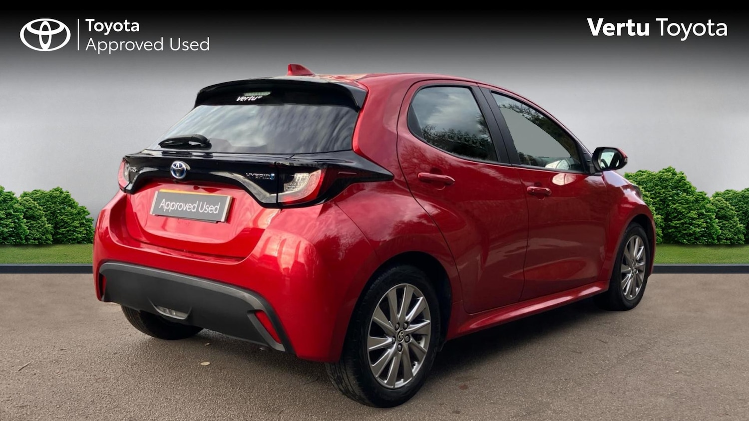 Used Toyota Yaris 2022 for sale - 76884734: Photo 2