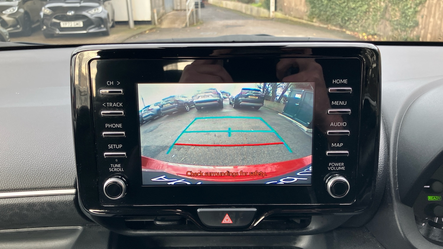 Used Toyota Yaris 2022 for sale - 76884734: Photo 27