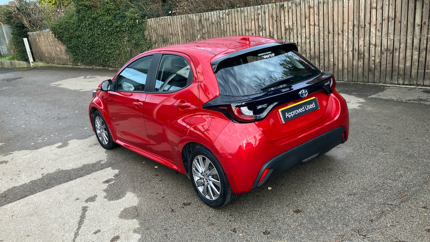 Used Toyota Yaris 2022 for sale - 76884734: Photo 30