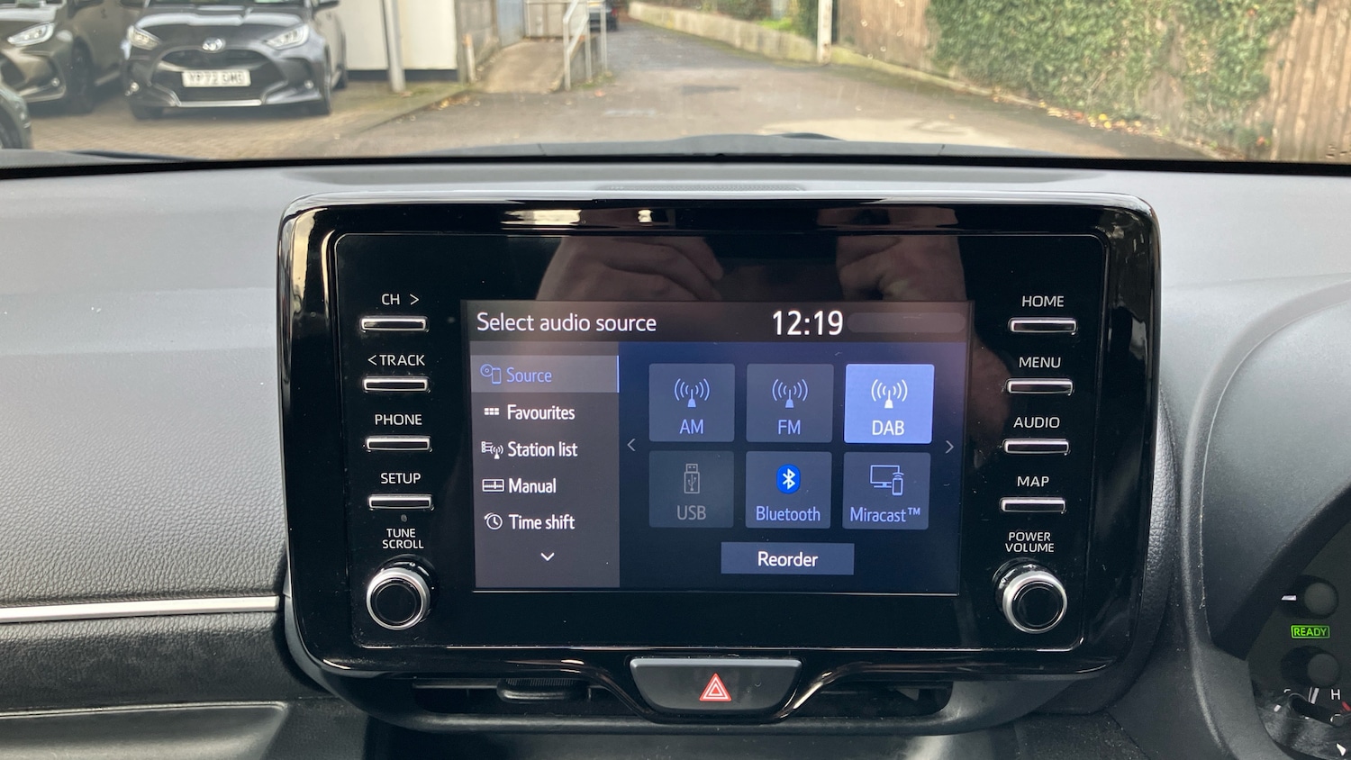 Used Toyota Yaris 2022 for sale - 76884734: Photo 35