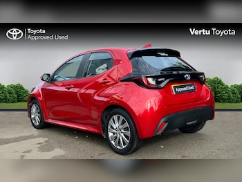 Used Toyota Yaris 2022 for sale - 76884734: Photo
