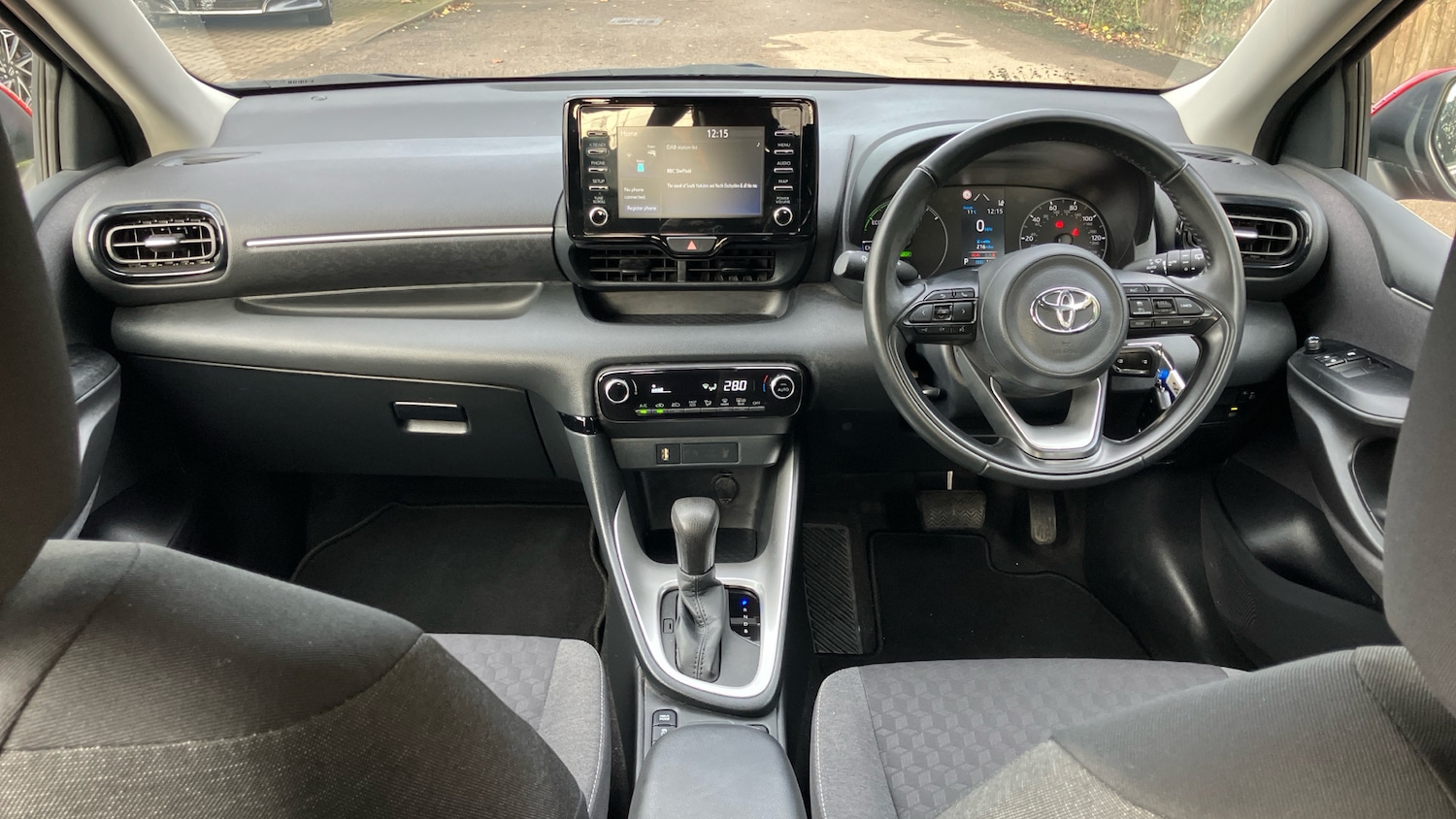 Used Toyota Yaris 2022 for sale - 76884734: Photo 5