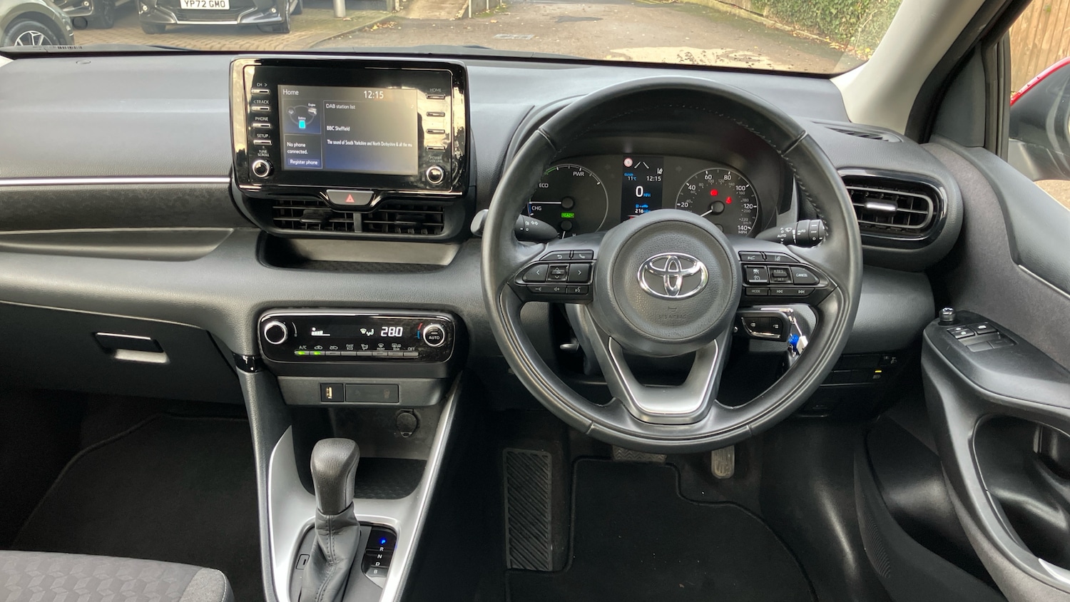 Used Toyota Yaris 2022 for sale - 76884734: Photo 6