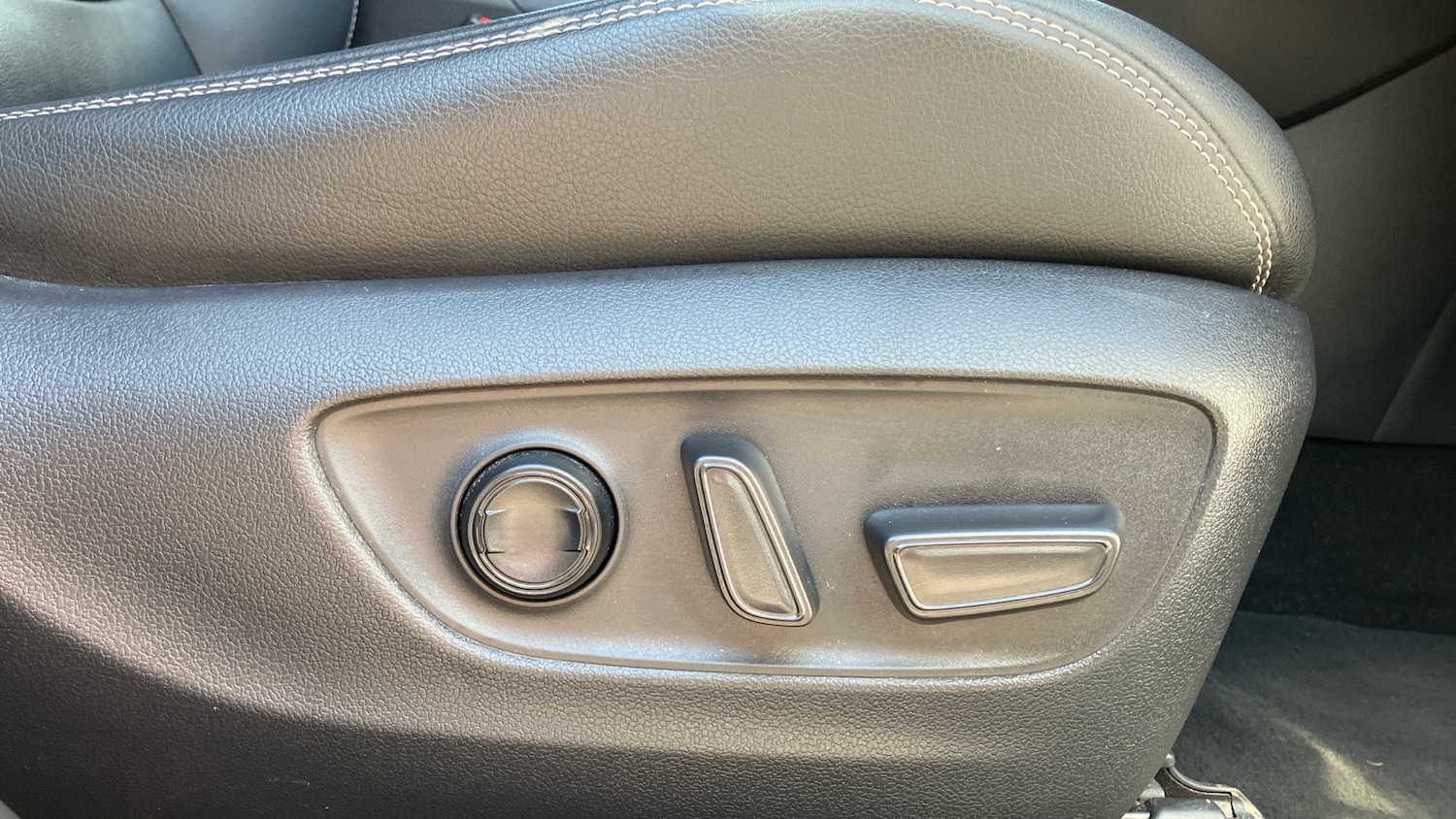 Used Toyota RAV4 2020 for sale - 78000833: Photo 35