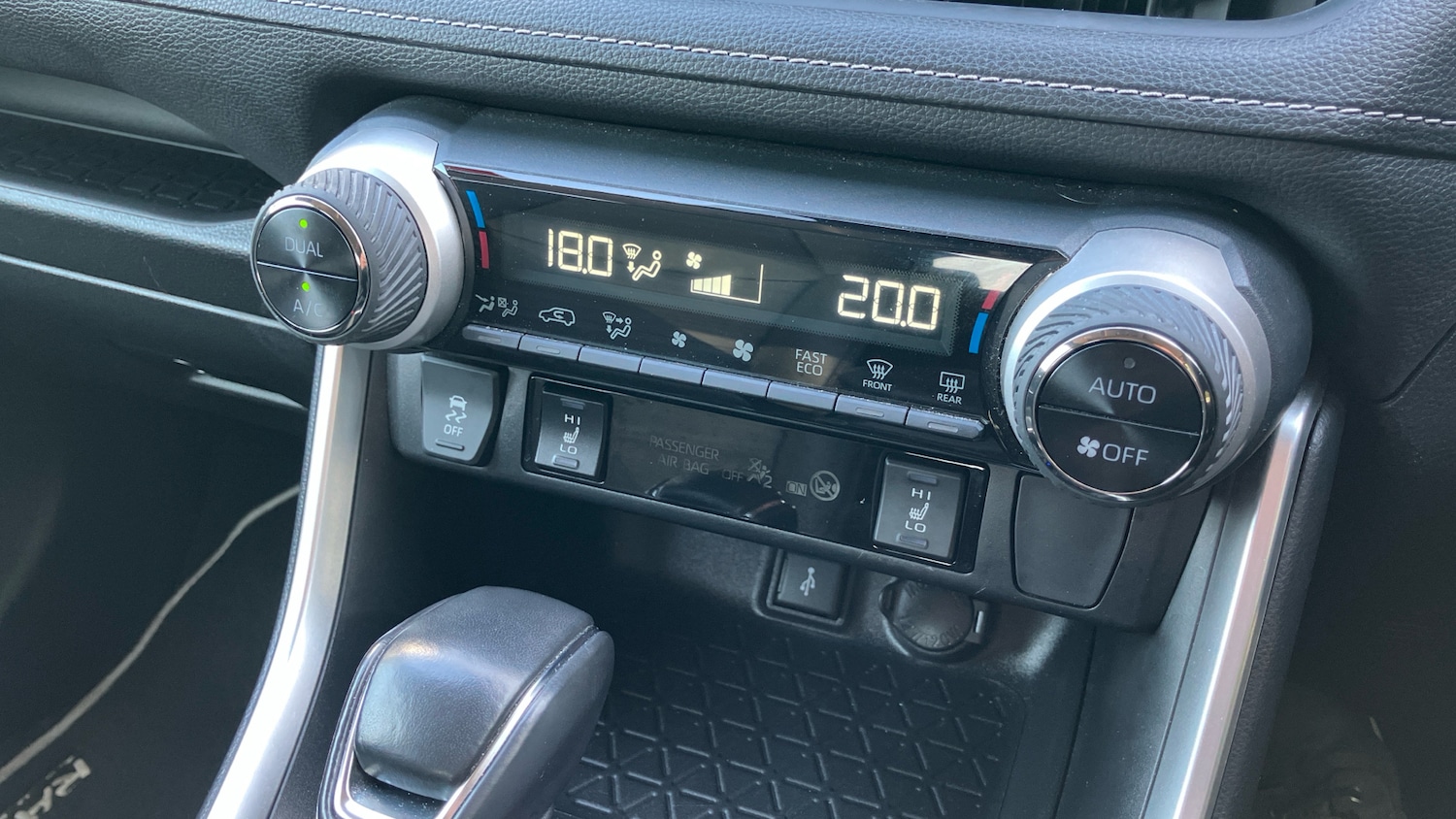 Used Toyota RAV4 2020 for sale - 78000833: Photo 41