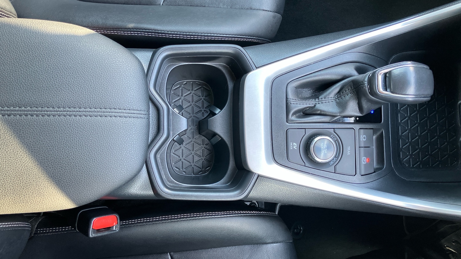 Used Toyota RAV4 2020 for sale - 78000833: Photo 43