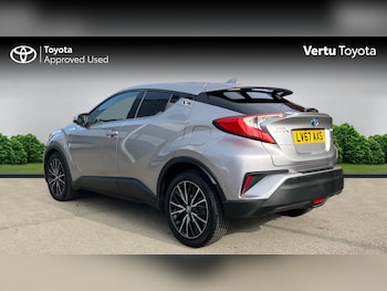 Used Toyota C-HR 2017 for sale - 77687858: Photo