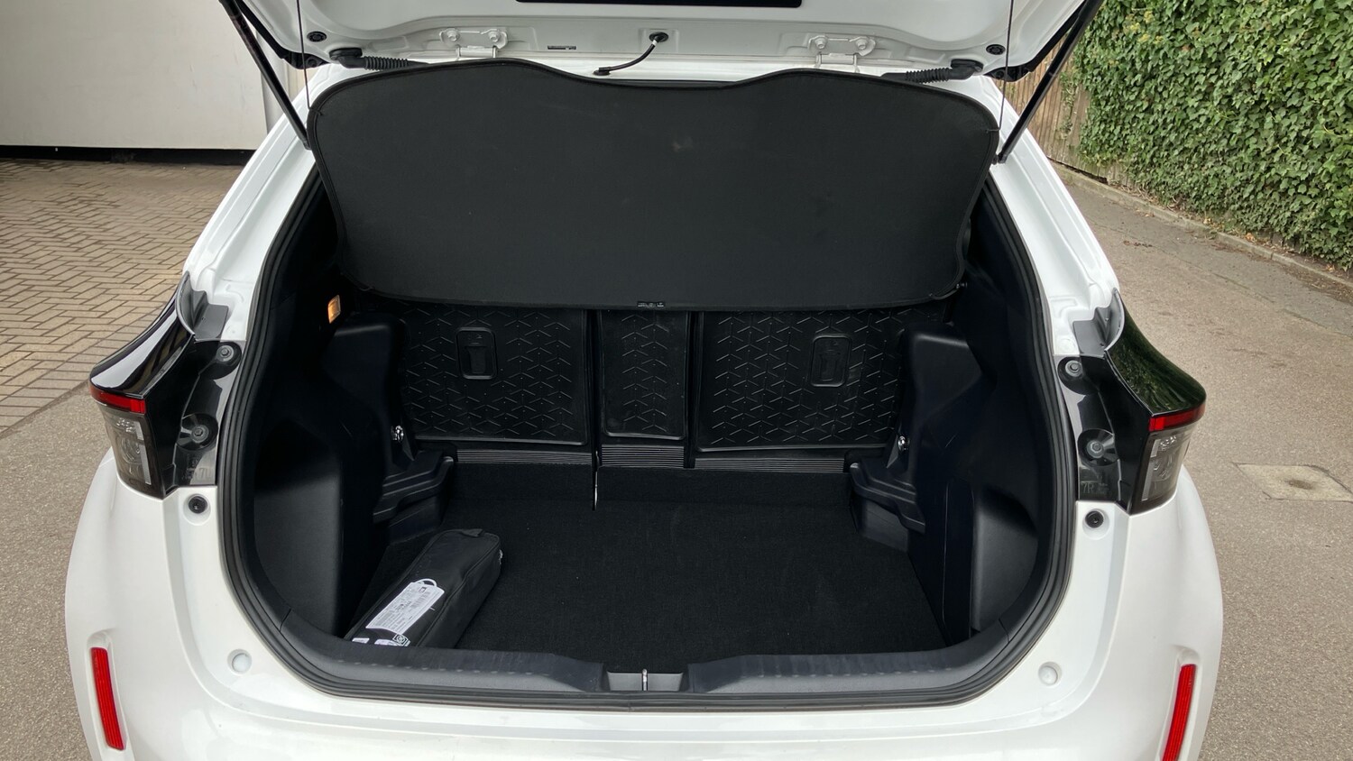 Used Toyota Yaris Cross 2022 for sale - 75987426: Photo 14