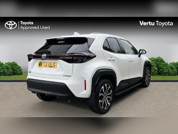 Used Toyota Yaris Cross 2022 for sale - 75987426: Photo 2