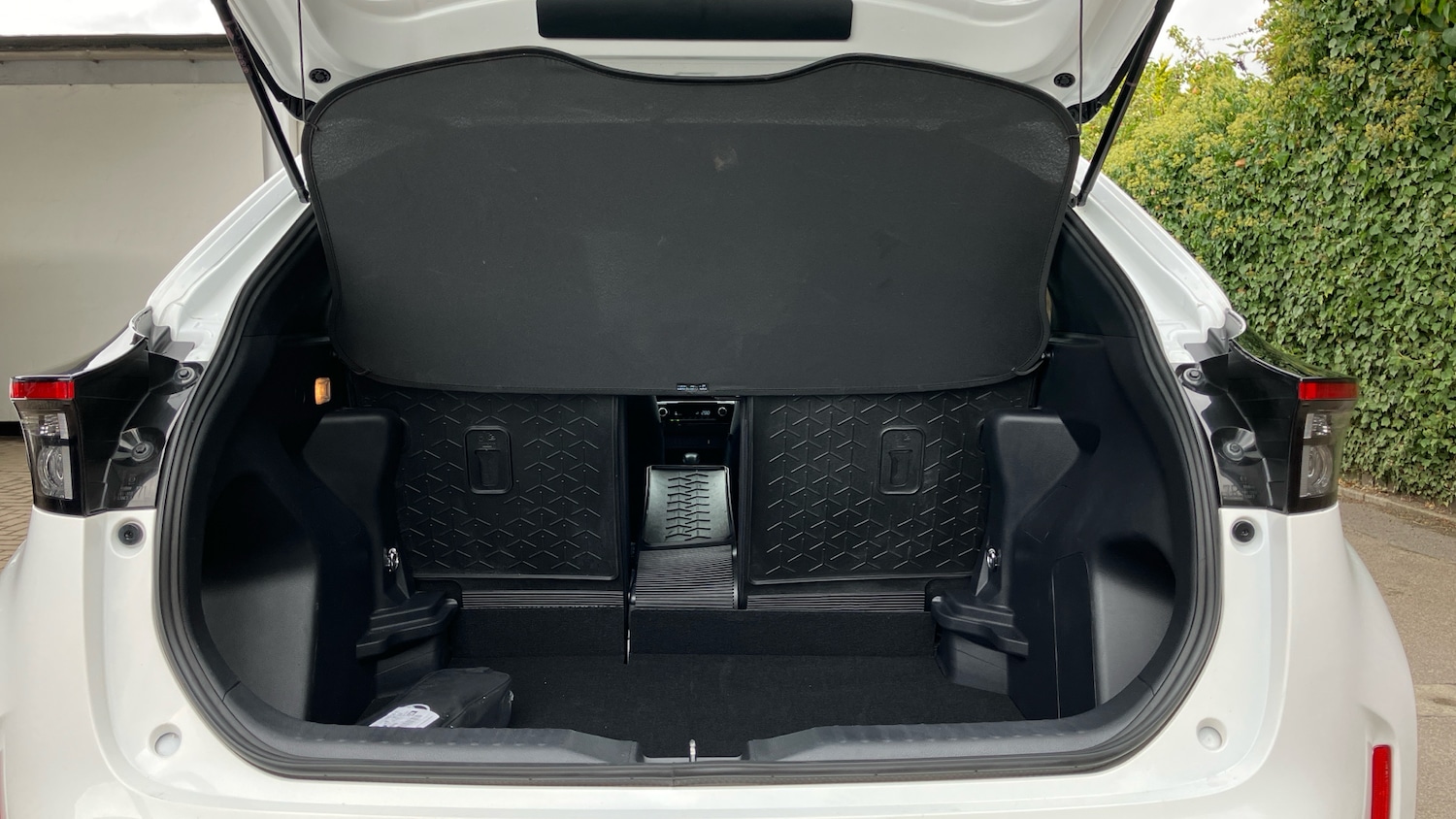 Used Toyota Yaris Cross 2022 for sale - 75987426: Photo 31