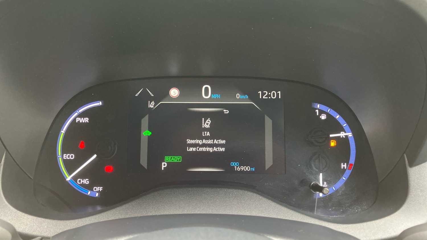 Used Toyota Yaris Cross 2022 for sale - 75987426: Photo 37