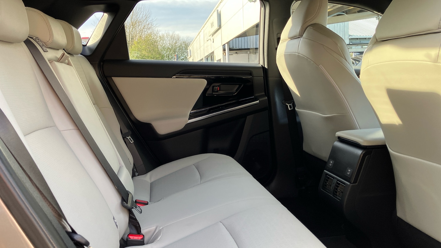 Used Toyota Other 2024 for sale - 76696901: Photo 12