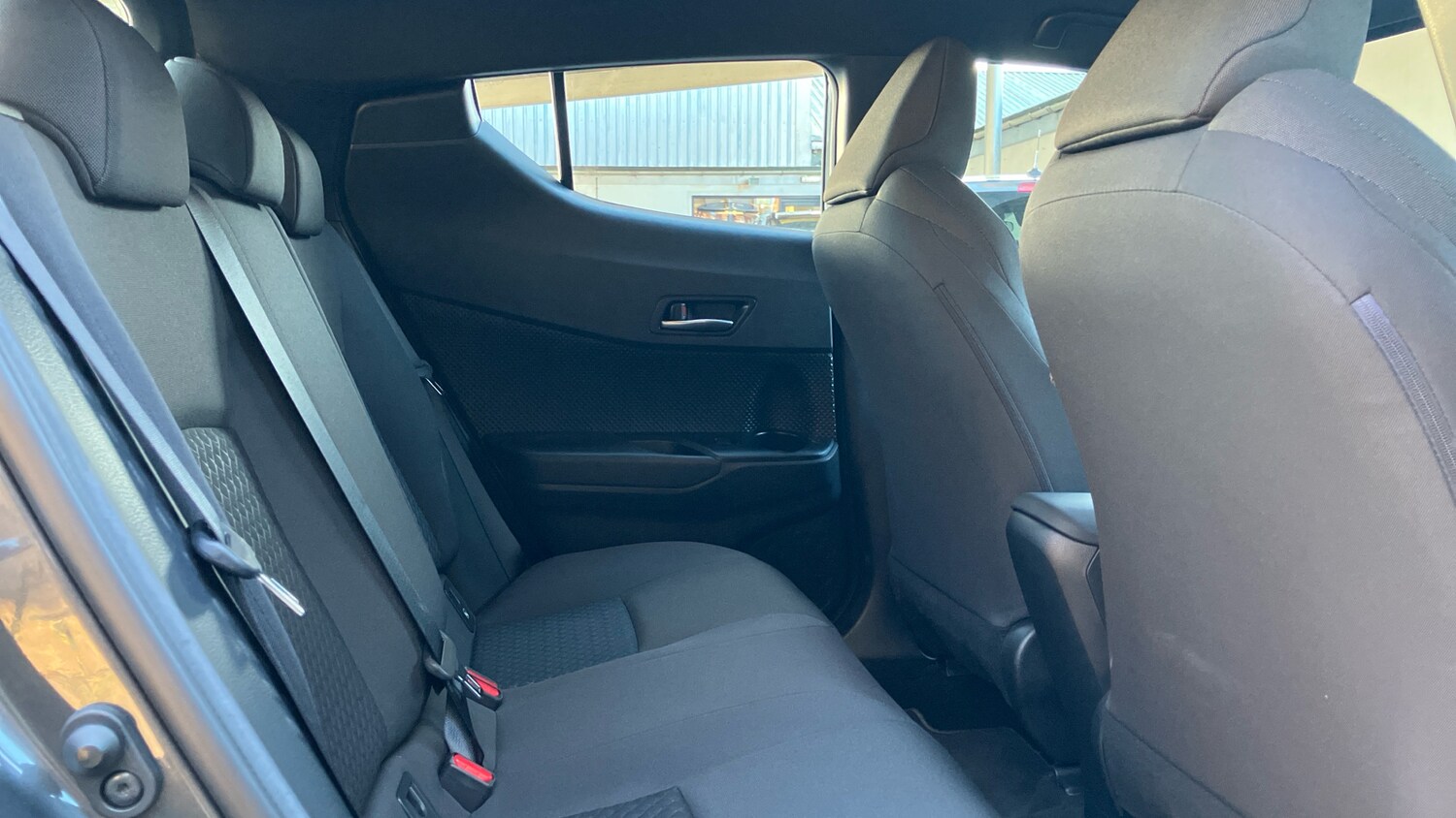 Used Toyota C-HR 2023 for sale - 77760485: Photo 12