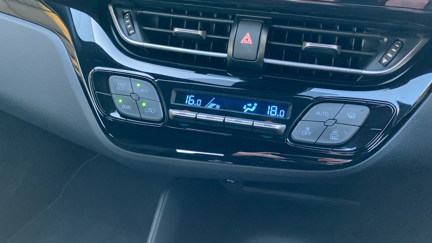 Used Toyota C-HR 2023 for sale - 77760485: Photo 35