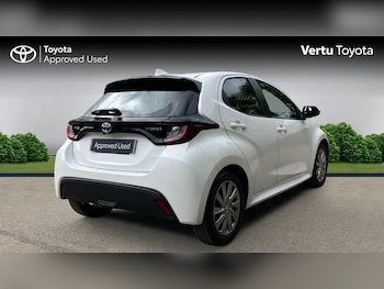 Used Toyota Yaris 2023 for sale - 78745918: Photo