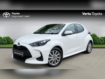 Used Toyota Yaris 2023 for sale - 78745918: Photo