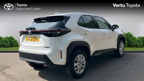 Used Toyota Yaris Cross 2023 for sale - 75795333: Photo 2