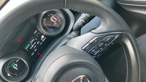 Used Toyota Yaris Cross 2023 for sale - 75795333: Photo 32