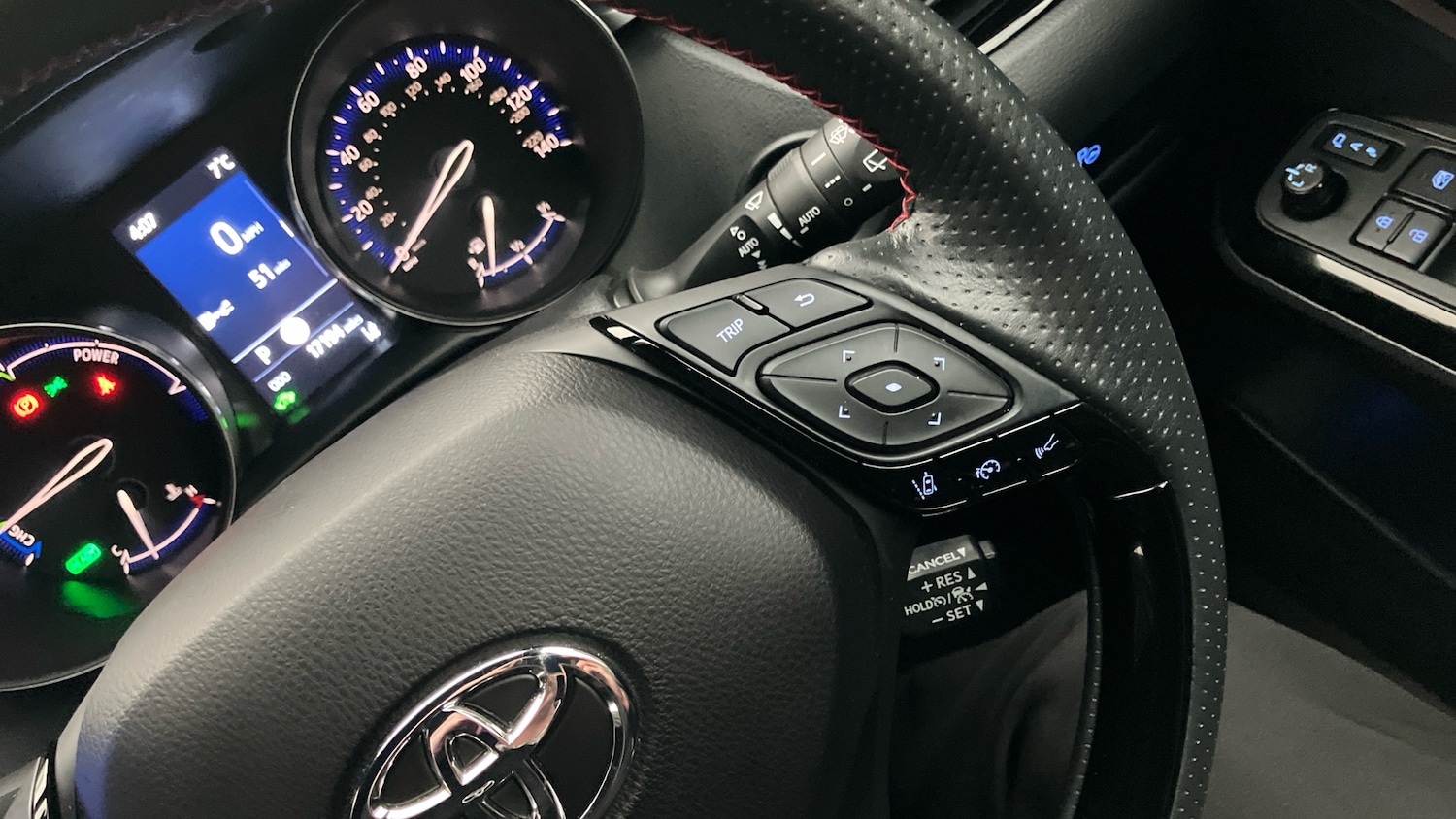 Used Toyota C-HR 2023 for sale - 77406850: Photo 34