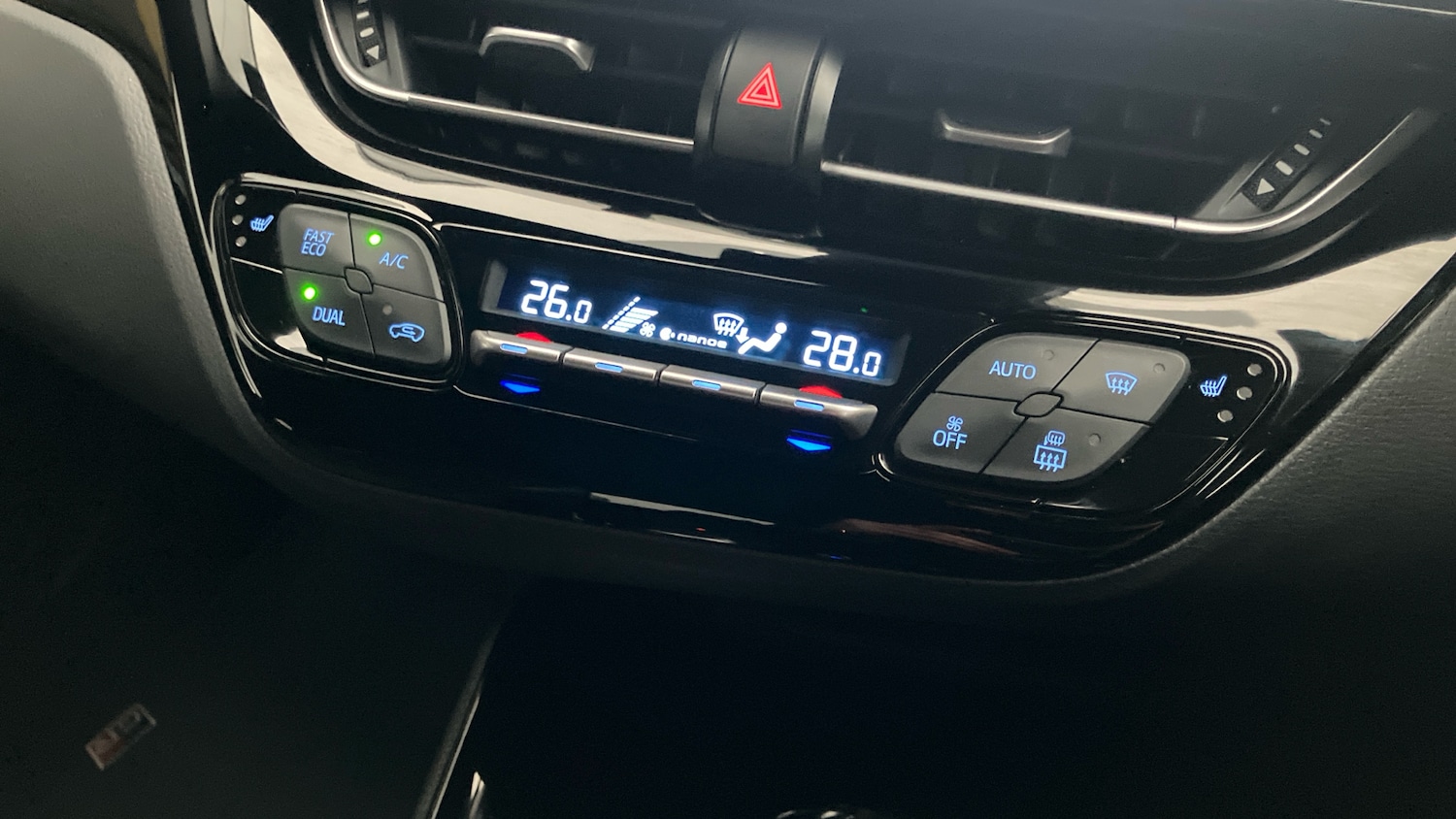 Used Toyota C-HR 2023 for sale - 77406850: Photo 37