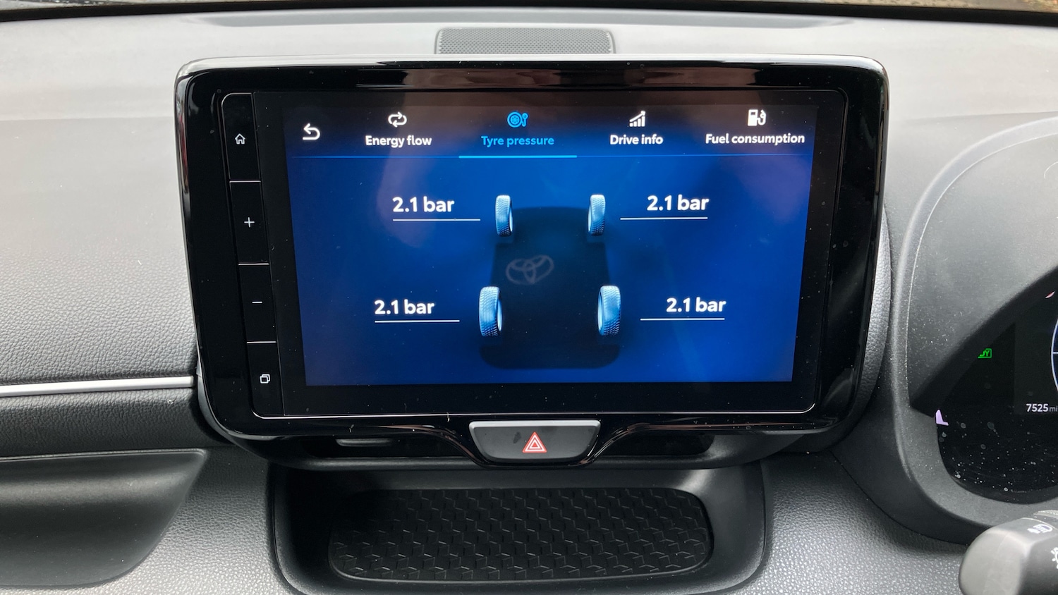 Used Toyota Yaris 2024 for sale - 76681626: Photo 38