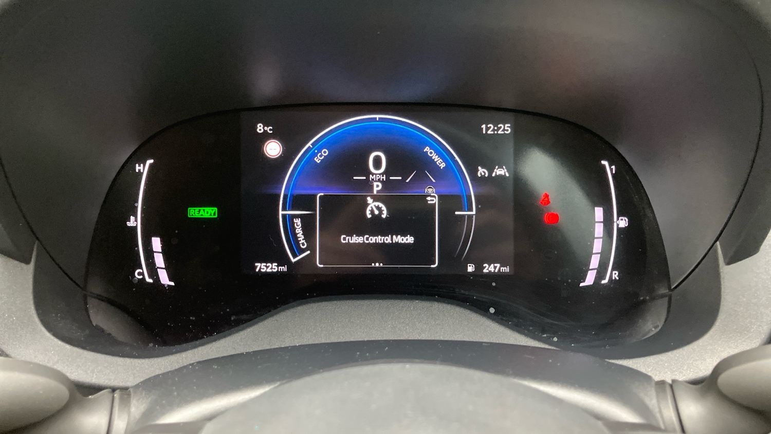 Used Toyota Yaris 2024 for sale - 76681626: Photo 40