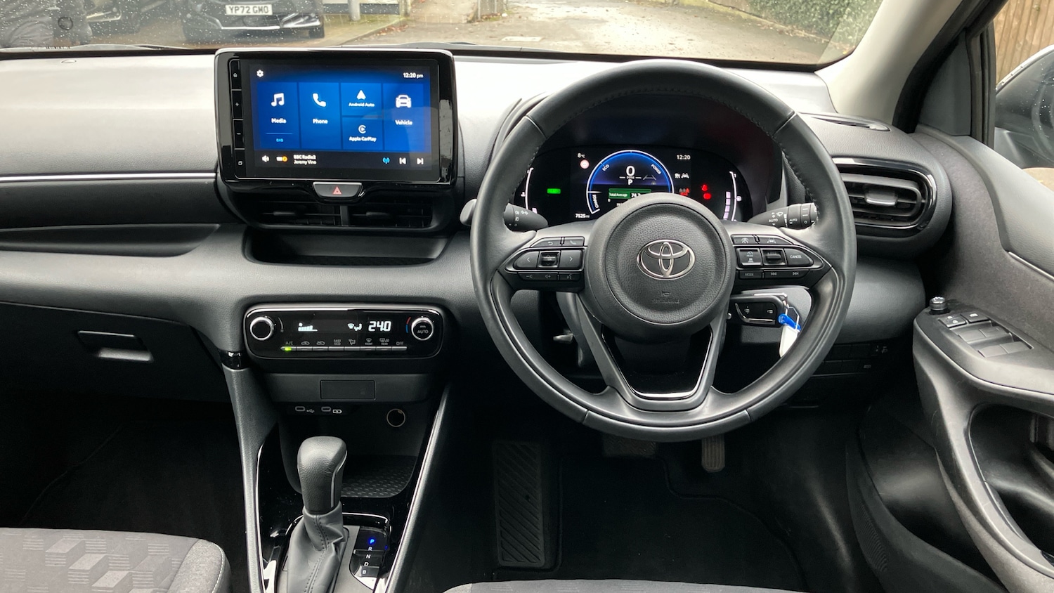 Used Toyota Yaris 2024 for sale - 76681626: Photo 6