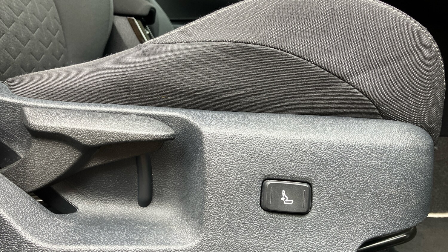 Used Toyota Corolla 2023 for sale - 77640005: Photo 31